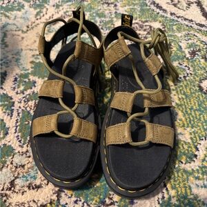 Womens Dr. Martens Nartilla Sandal -
Black